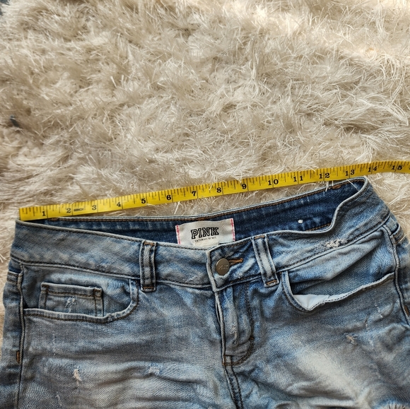 Victoria's Secret PINK Distressed Raw Hem Denim Shorts Size 2 - Picture 6 of 7